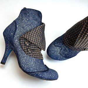 Rare Irregular Choice Spatz Attack Booties Blue Splatter Size 38.5 Ankle Boots